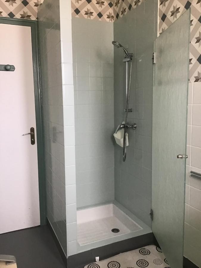 Besac Urban Lodge Безансон Екстериор снимка